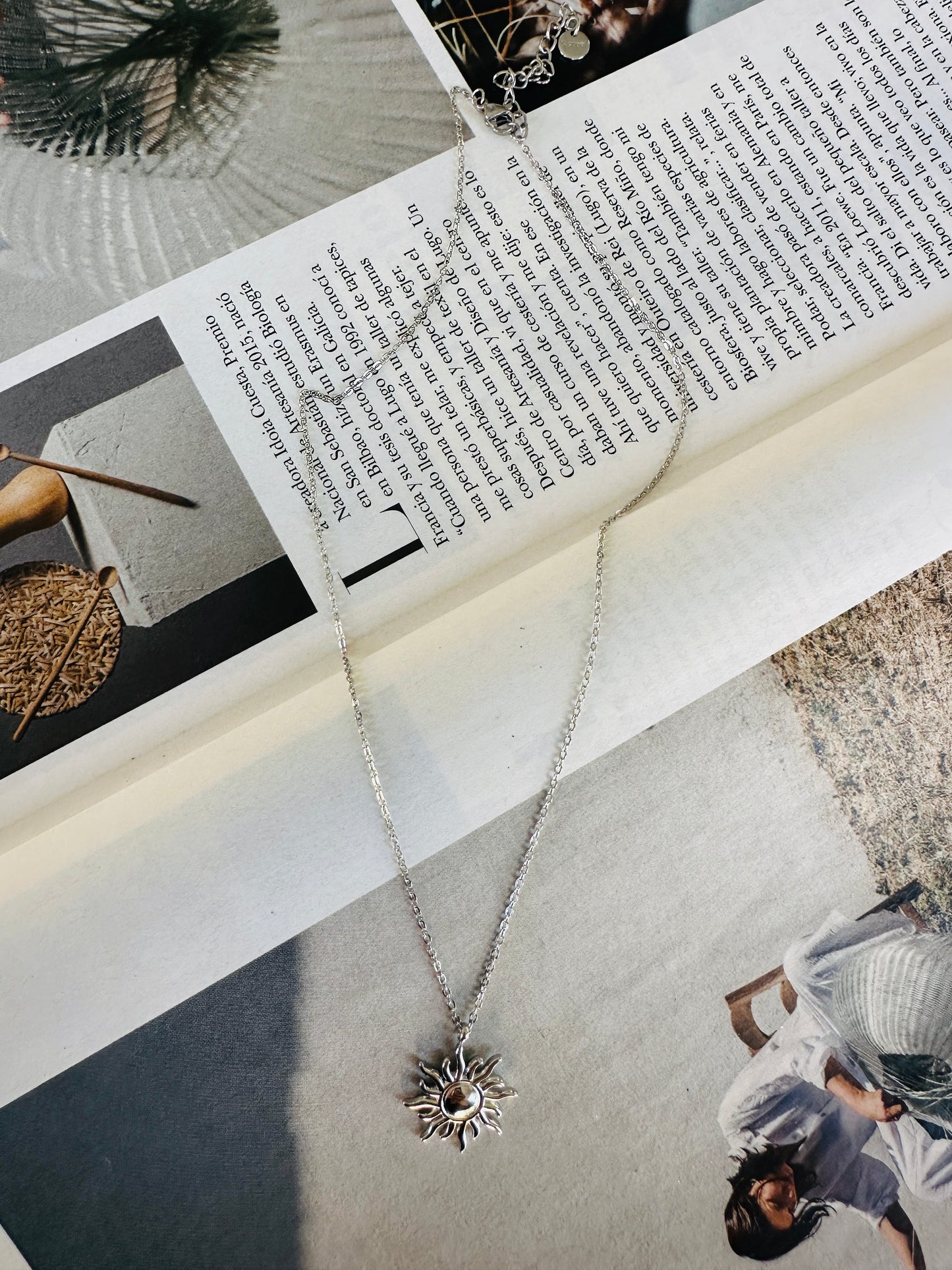 Collar SOLAR Plateado