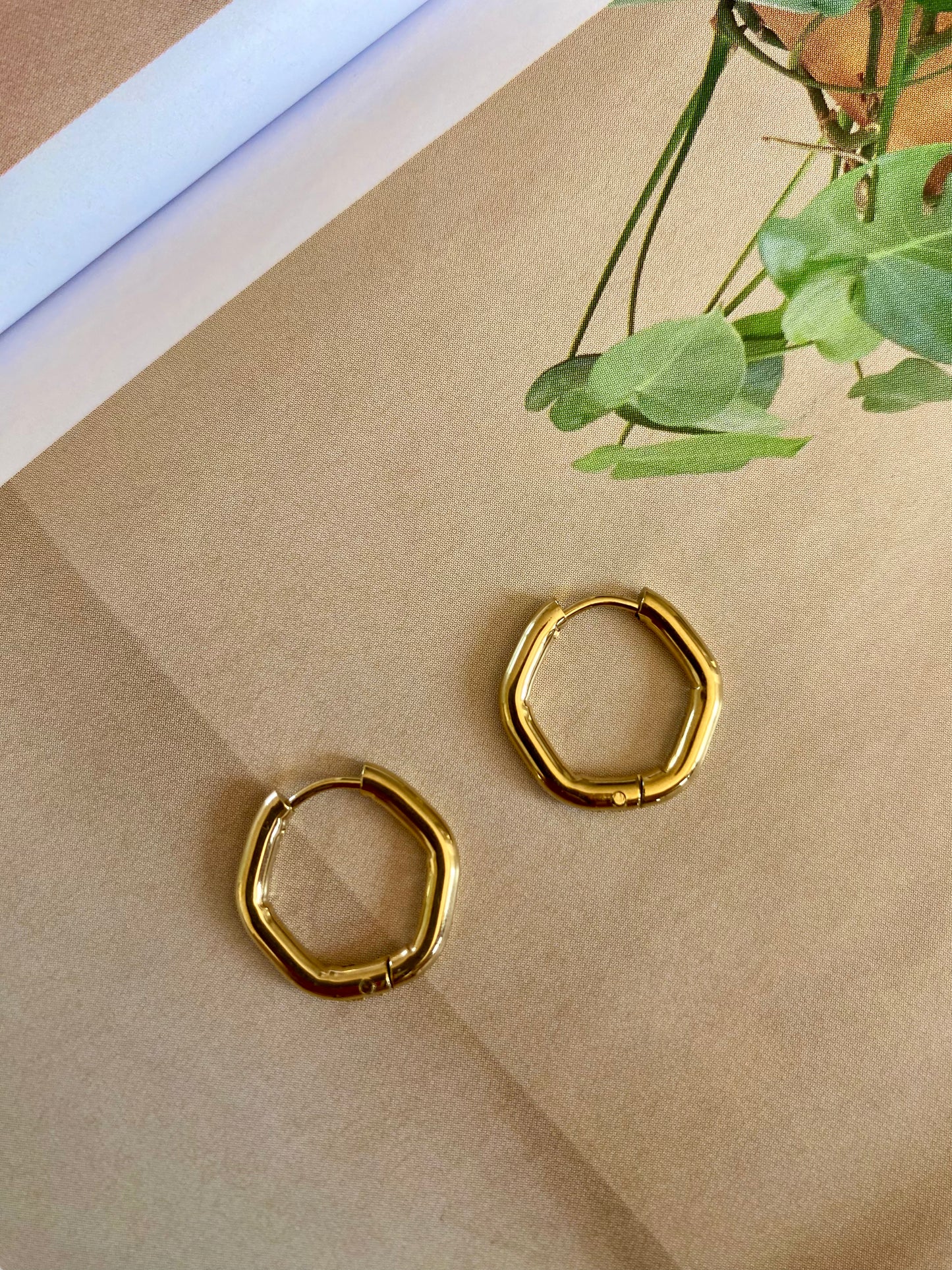 Pendientes HEXAGONO Dorado