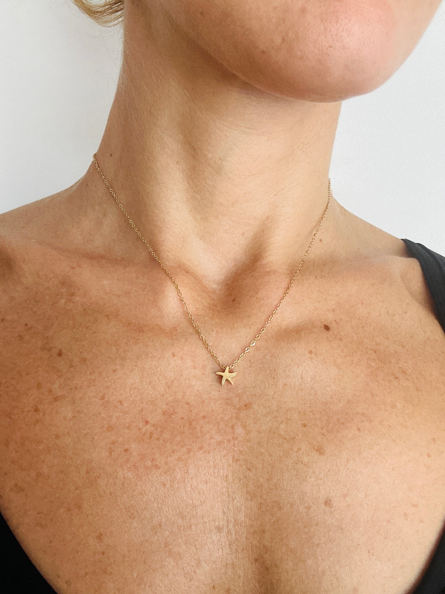 Collar MINI Estrella Dorado