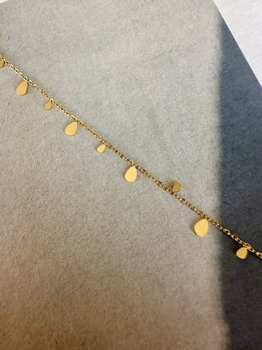 Pulsera LÁGRIMA Dorada