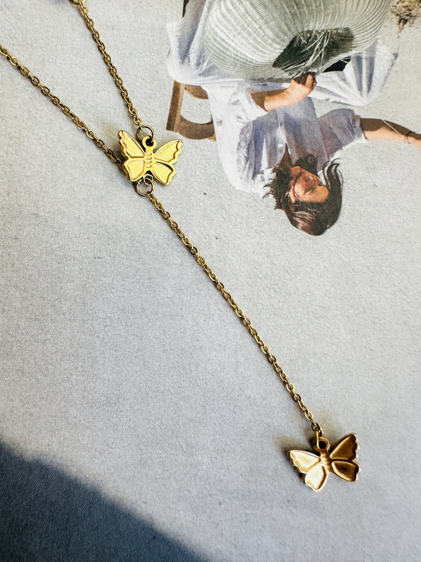Collar Mariposas Largo Dorado