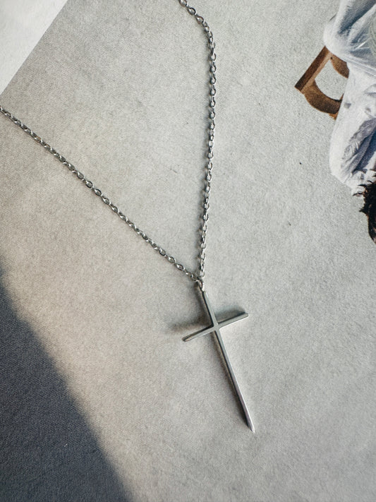 Collar CRUZ Plateado