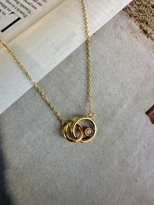Collar UNION ZIRCONITA Dorado