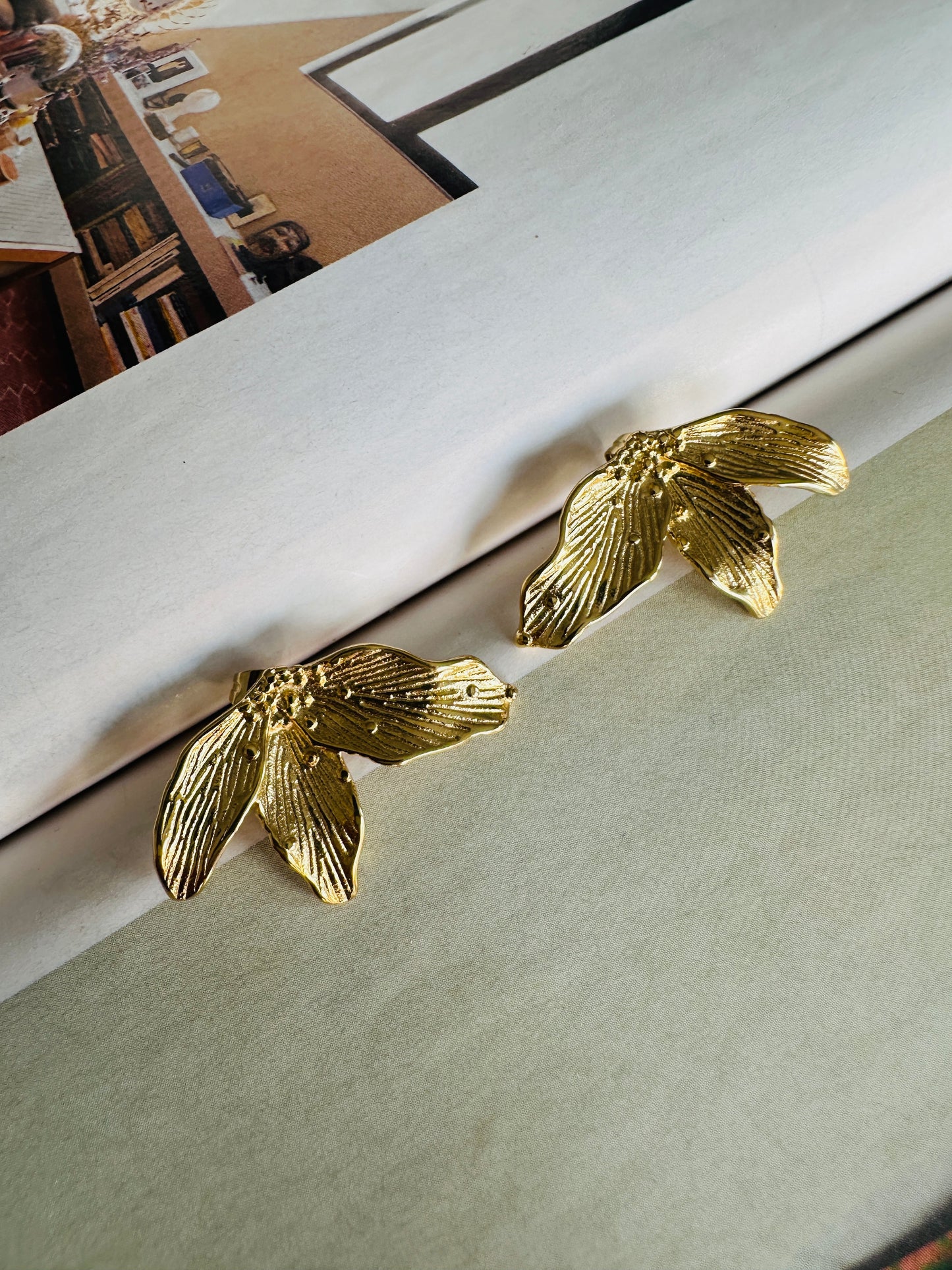Pendientes PÉTALOS Dorado