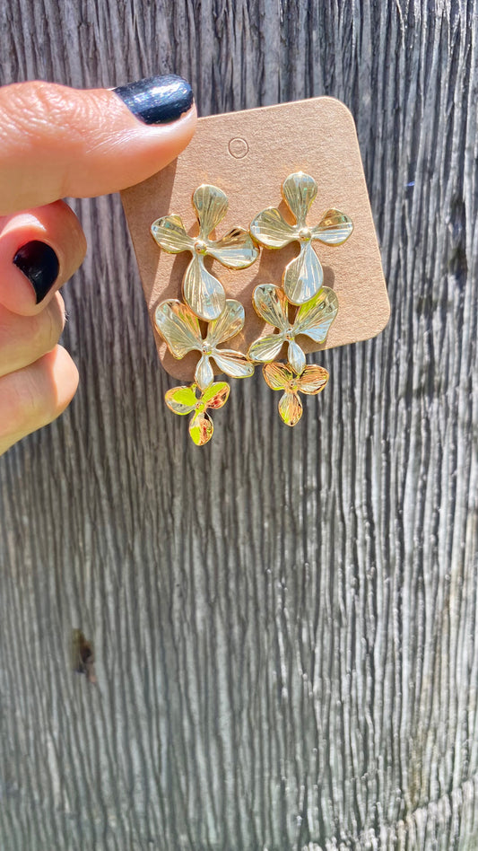 Pendientes FLOR Dorado