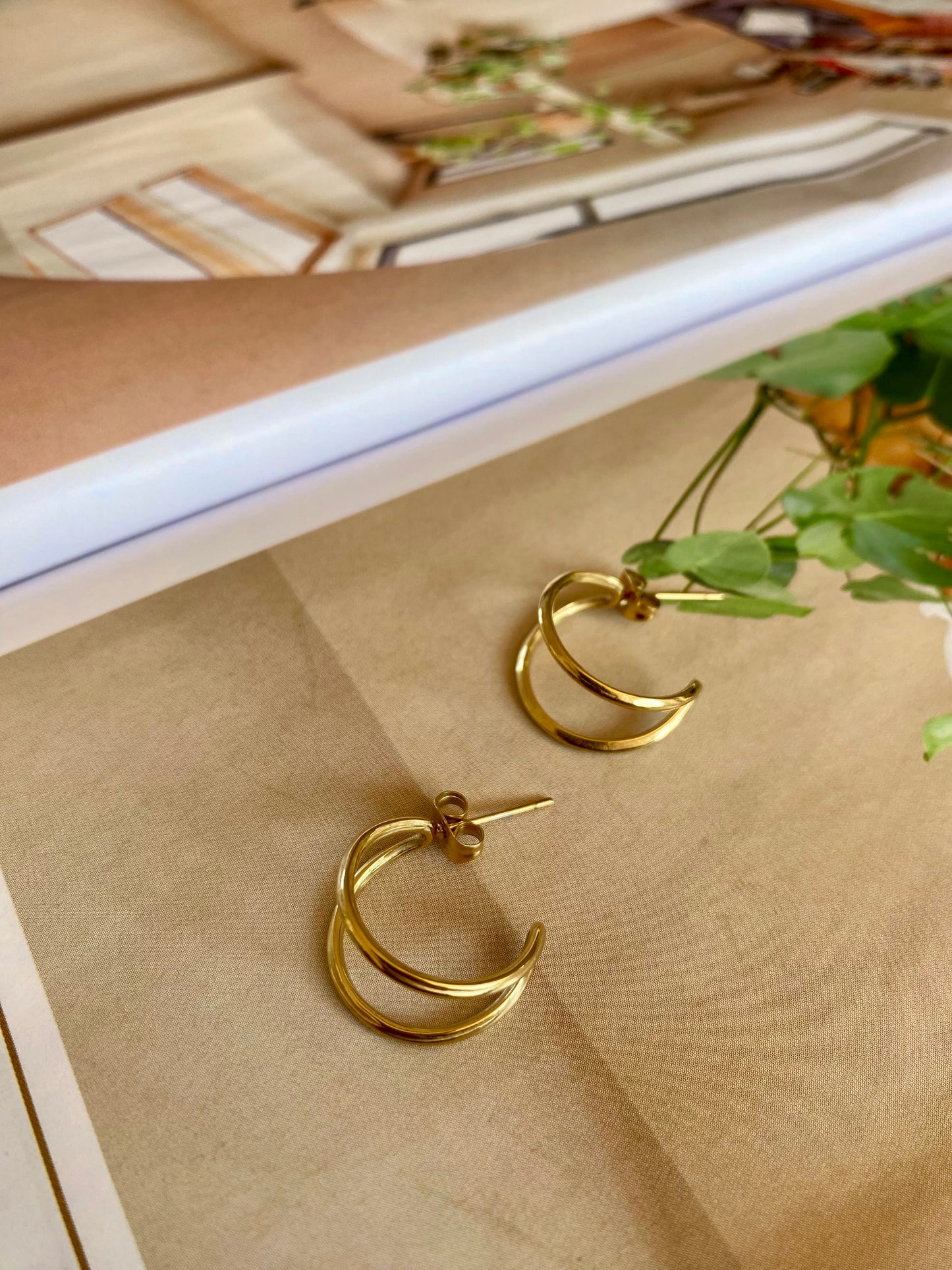 Pendientes MEDIALUNA Dorado