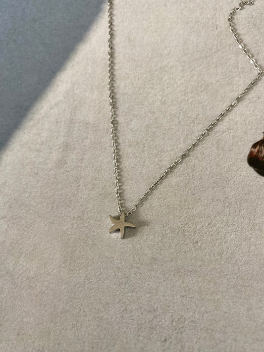 Collar MINI Estrella Plateado